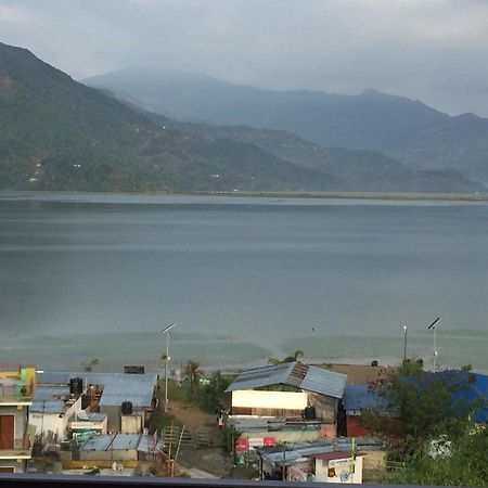 Hotel The Coast Pokhara Eksteriør billede