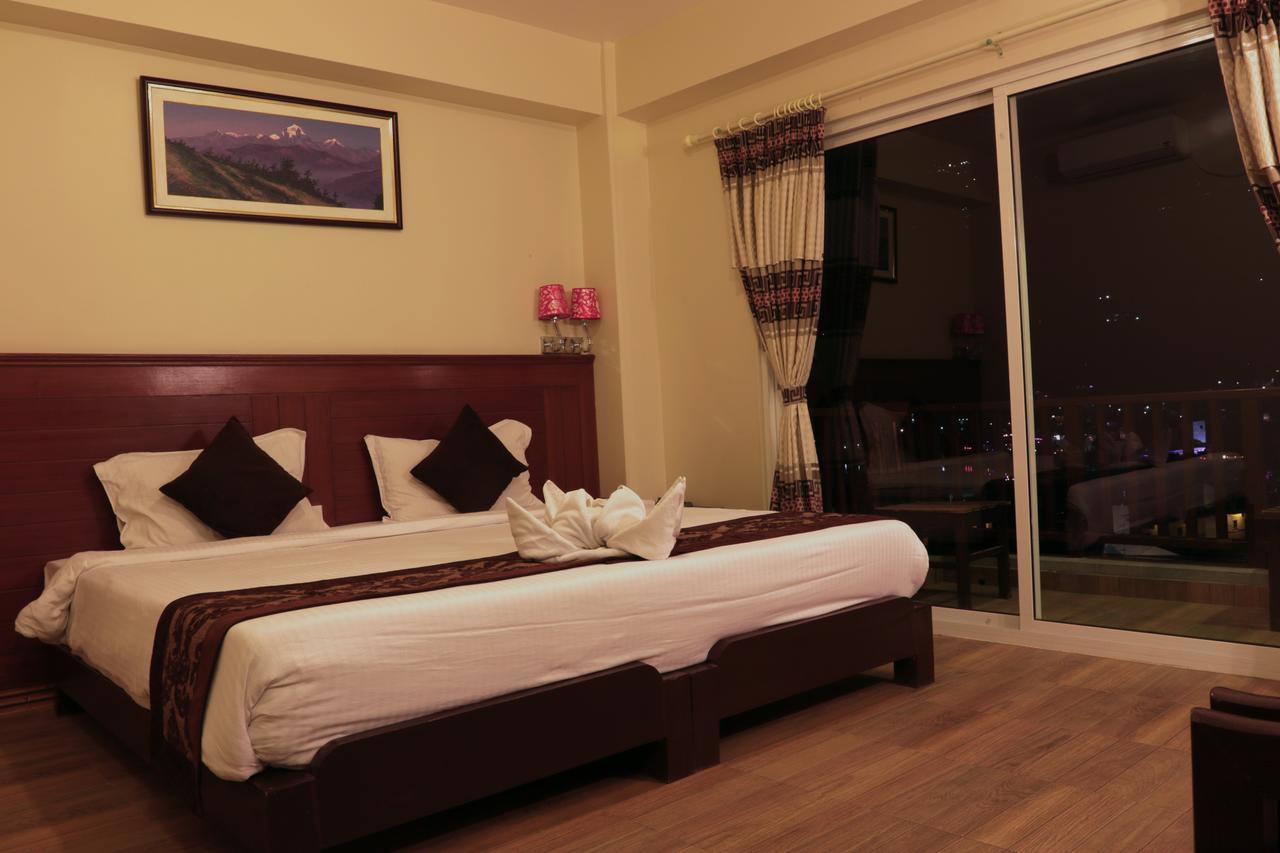 Hotel The Coast Pokhara Eksteriør billede