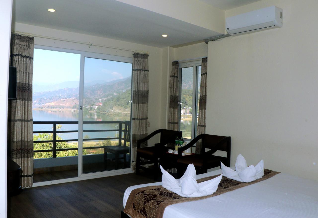 Hotel The Coast Pokhara Eksteriør billede