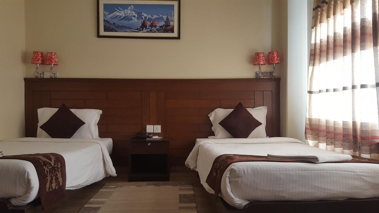 Hotel The Coast Pokhara Eksteriør billede